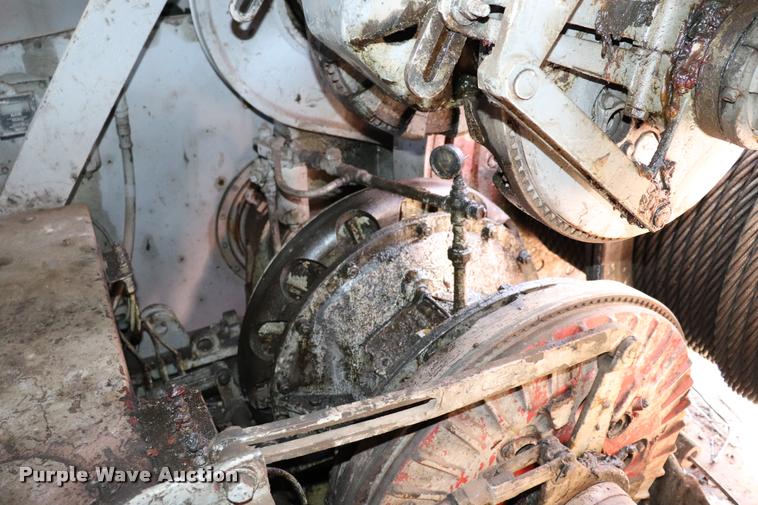 image for item L3181 1967 Manitowoc 4000W crane