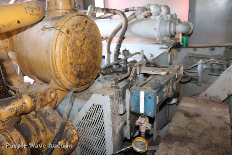 image for item L3181 1967 Manitowoc 4000W crane