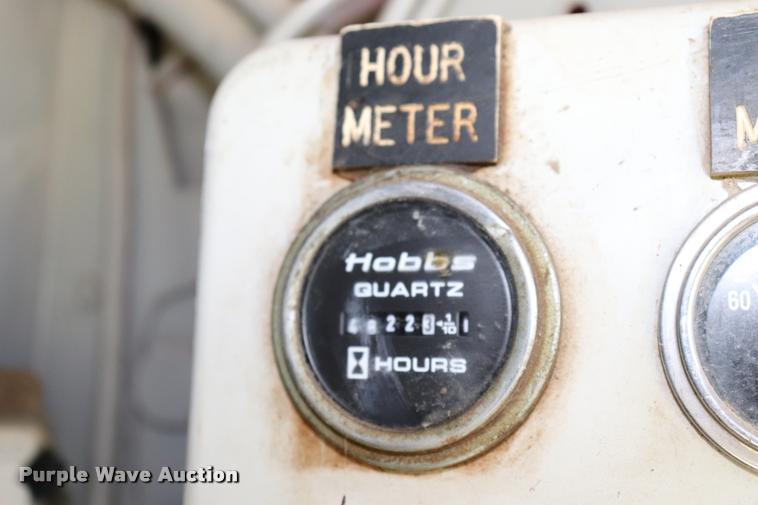 image for item L3181 1967 Manitowoc 4000W crane