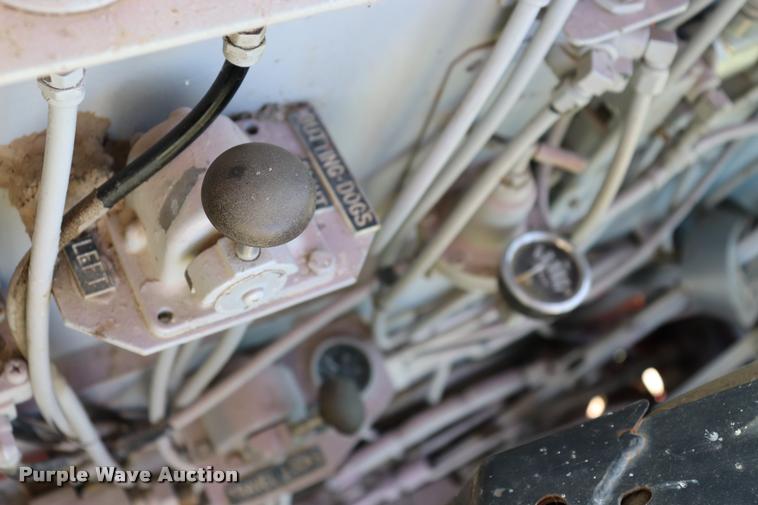 image for item L3181 1967 Manitowoc 4000W crane