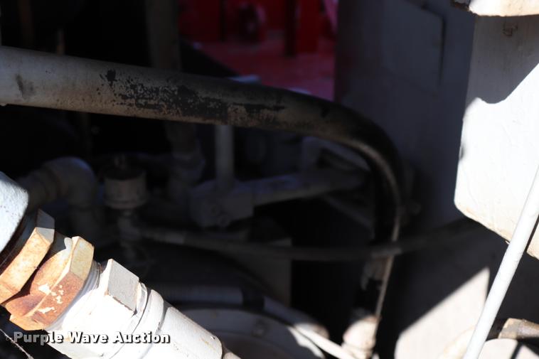 image for item L3181 1967 Manitowoc 4000W crane