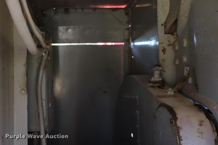 image for item L3181 1967 Manitowoc 4000W crane