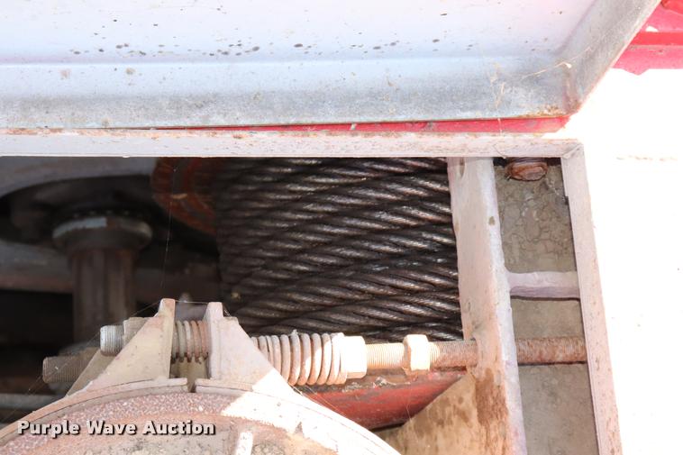 image for item L3181 1967 Manitowoc 4000W crane