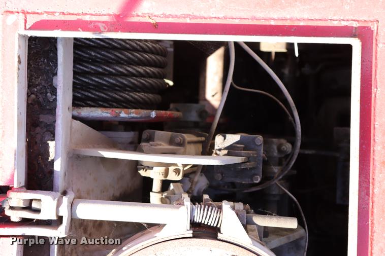 image for item L3181 1967 Manitowoc 4000W crane