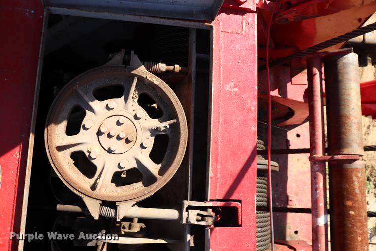 image for item L3181 1967 Manitowoc 4000W crane