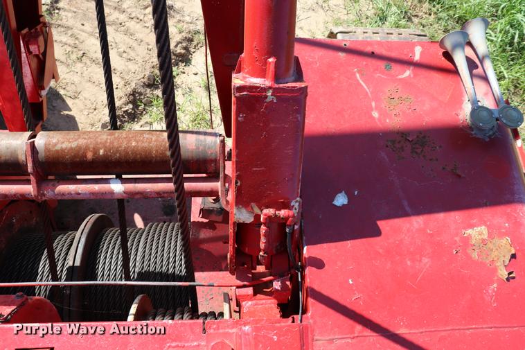 image for item L3181 1967 Manitowoc 4000W crane