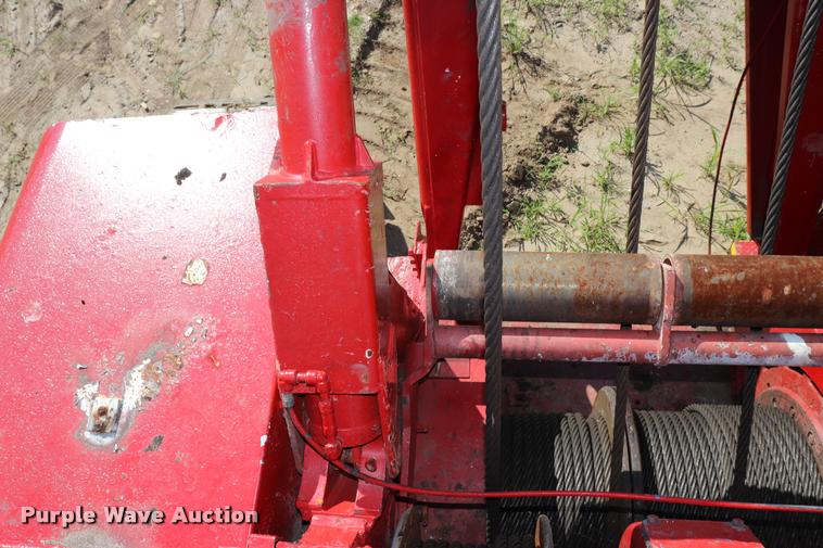 image for item L3181 1967 Manitowoc 4000W crane