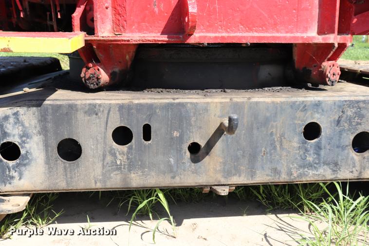 image for item L3181 1967 Manitowoc 4000W crane