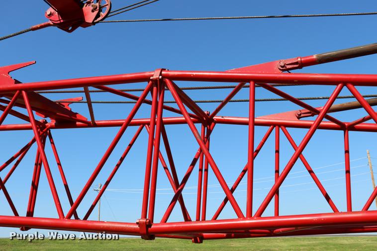 image for item L3181 1967 Manitowoc 4000W crane