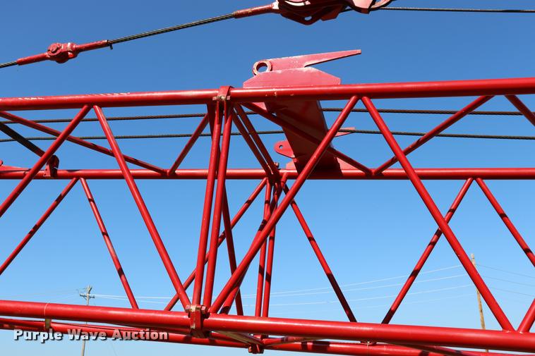 image for item L3181 1967 Manitowoc 4000W crane
