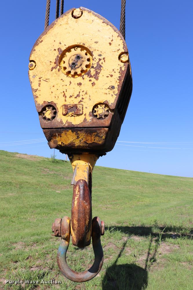 image for item L3181 1967 Manitowoc 4000W crane