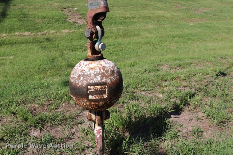 image for item L3181 1967 Manitowoc 4000W crane