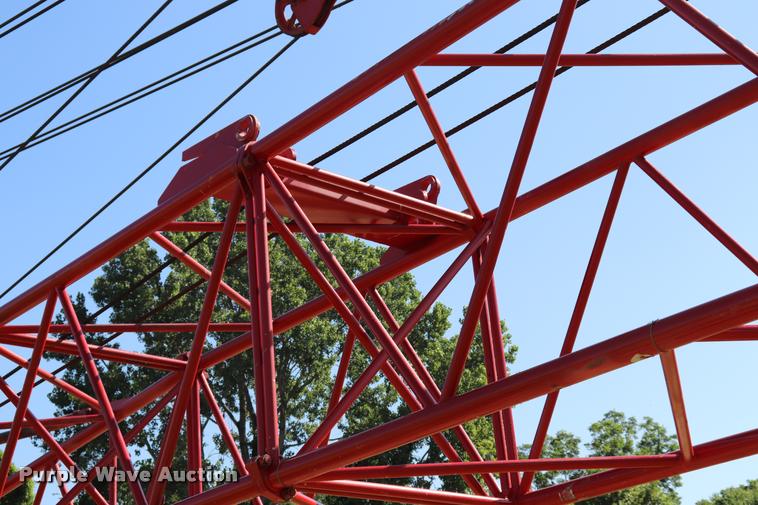 image for item L3181 1967 Manitowoc 4000W crane