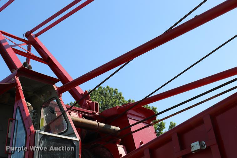 image for item L3181 1967 Manitowoc 4000W crane
