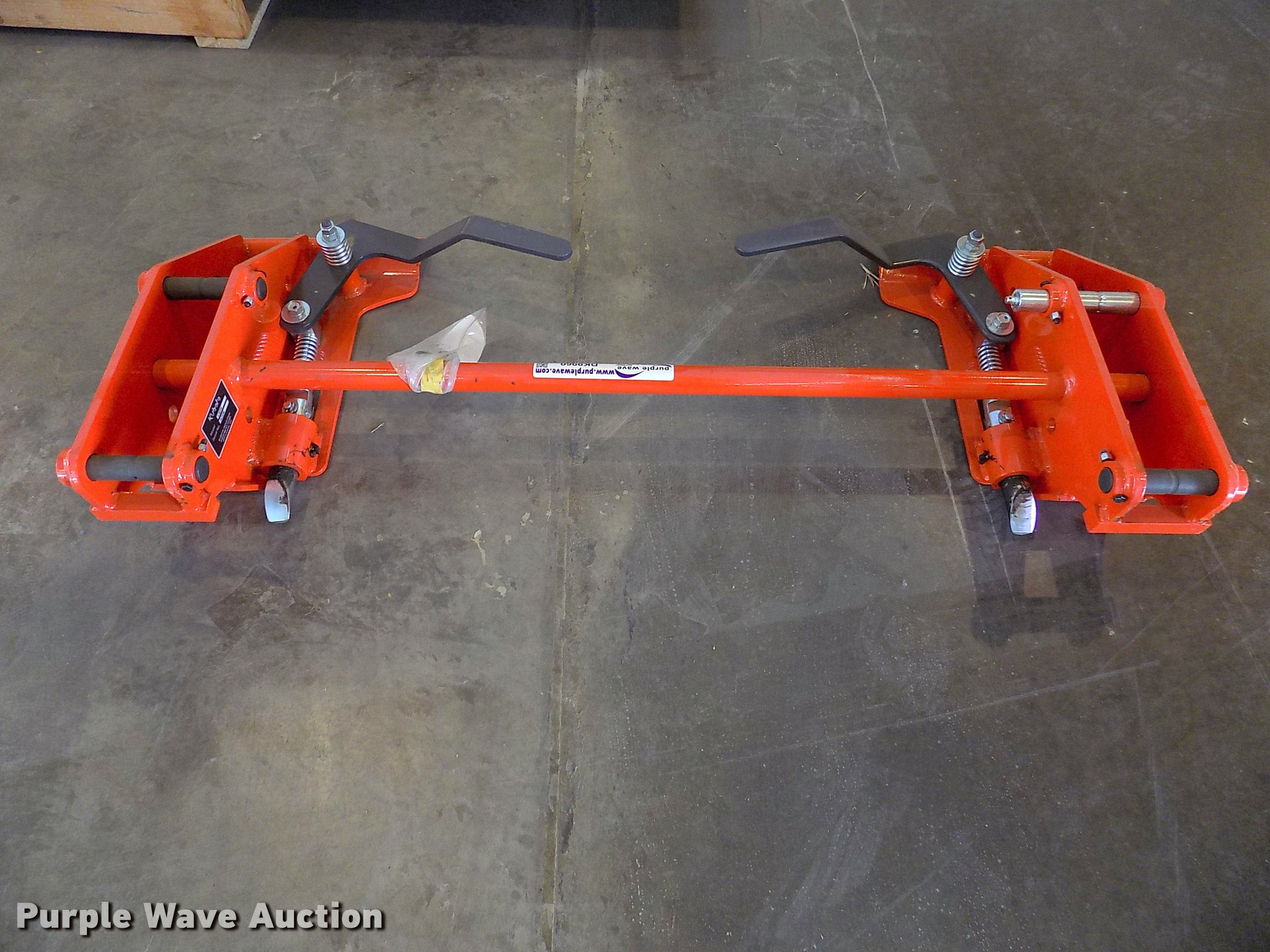 Kubota L2216 quick attach frame in Grapevine, TX | Item DK9960 sold ...