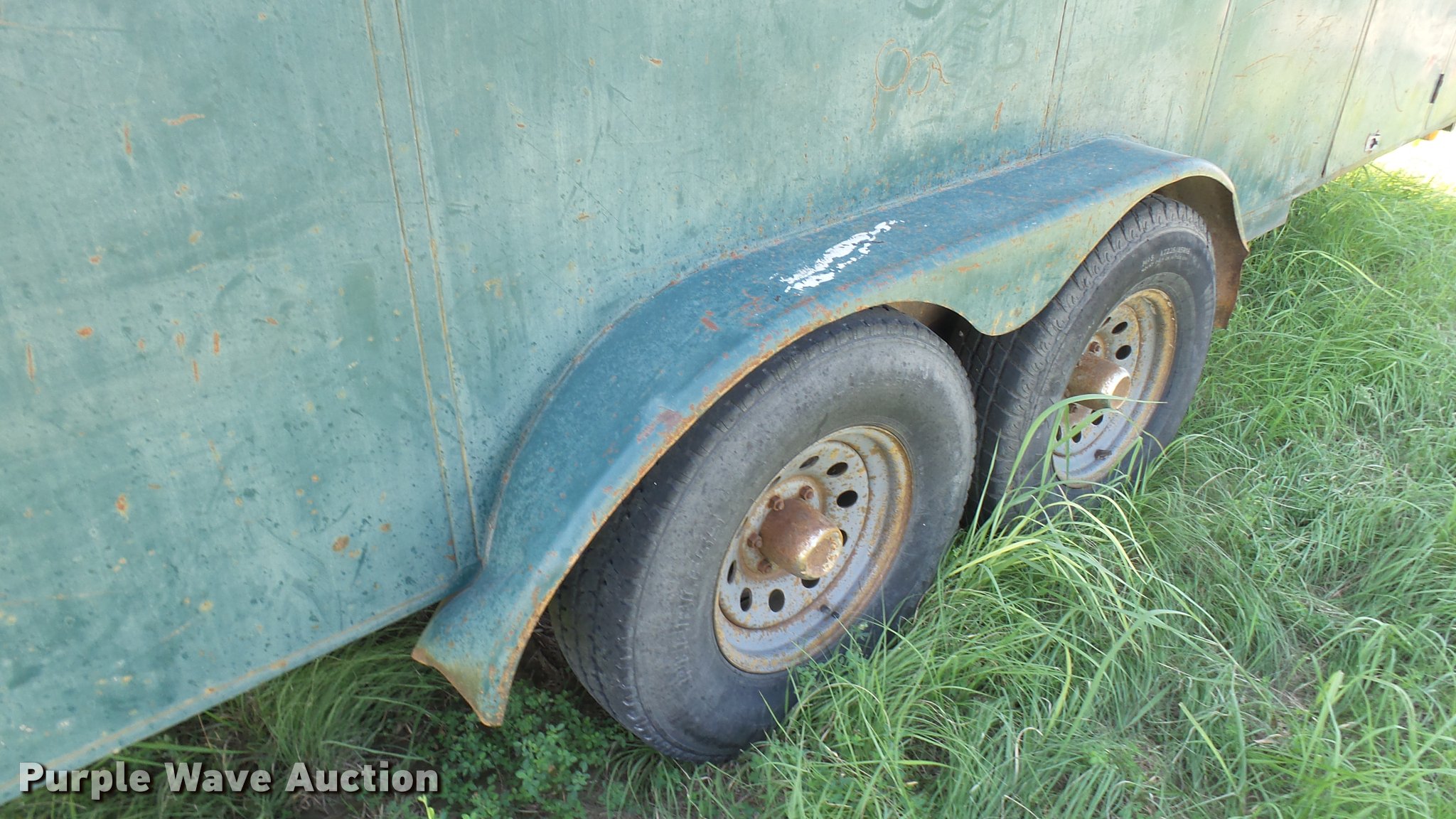 1998 J&J enclosed cargo trailer in Hays, KS Item L2316 sold Purple Wave