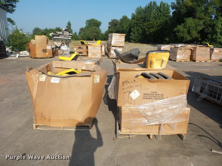 image for item BV9081 Equipment seats