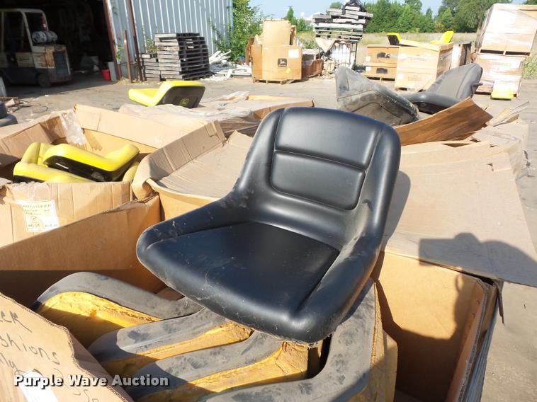 image for item BV9081 Equipment seats