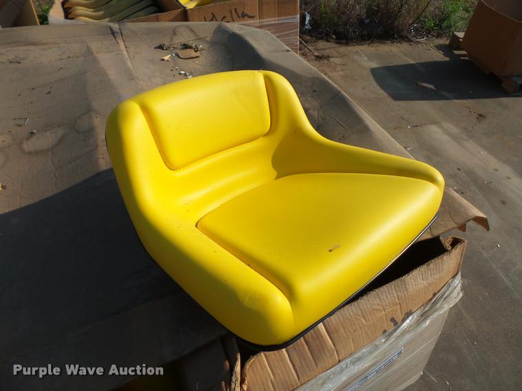 image for item BV9084 John Deere seats