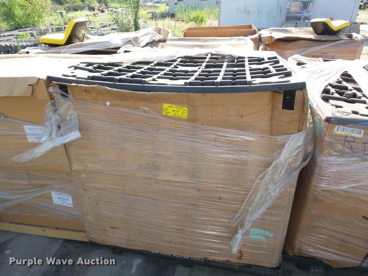 image for item BV9085 John Deere seats