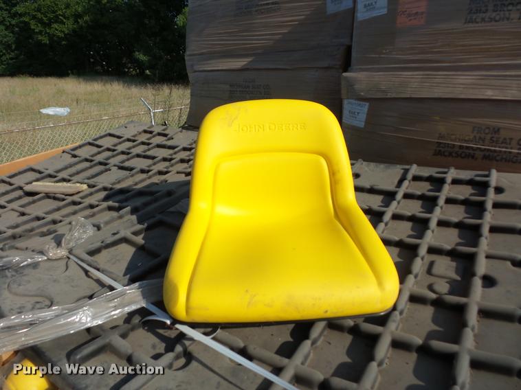 image for item BV9085 John Deere seats