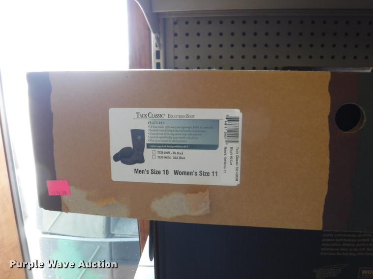 image for item BY9808 Work boots