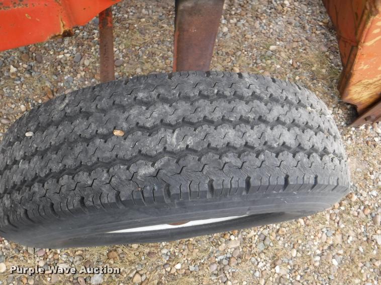 image for item DA2277 Ford tractor