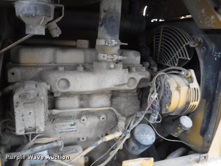 image for item DA2290 2001 John Deere 482C forklift