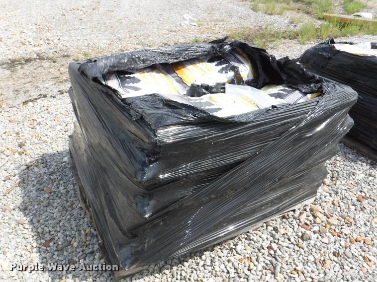 image for item DA2314 (2) pallets of lava rock