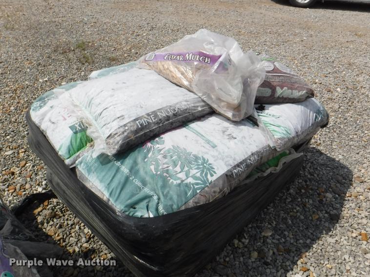 image for item DA2314 (2) pallets of lava rock