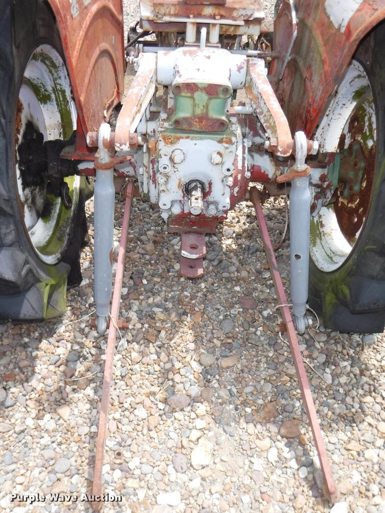 Tractor parts in Sikeston, MO Item DA2332 sold Purple Wave