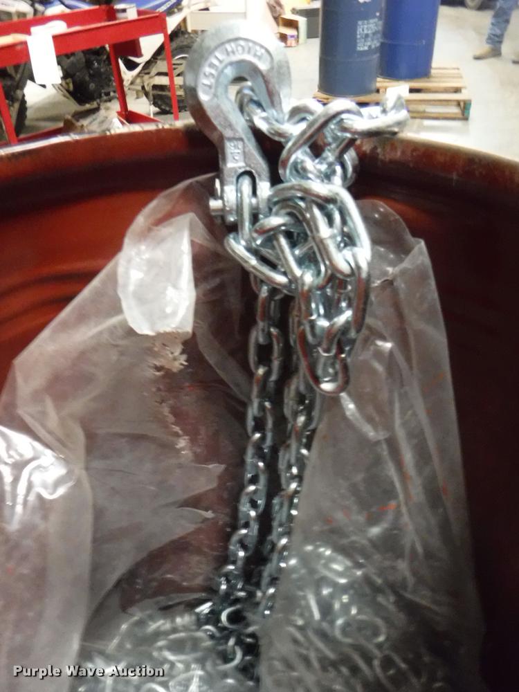 image for item DA2343 (2) skids of chains