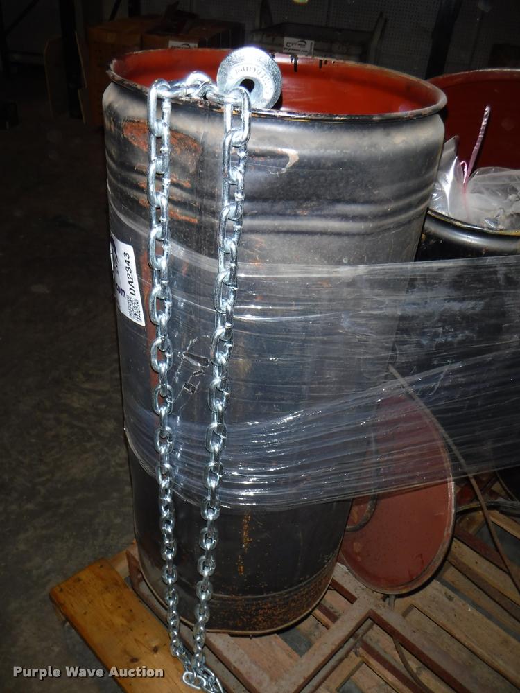 image for item DA2343 (2) skids of chains