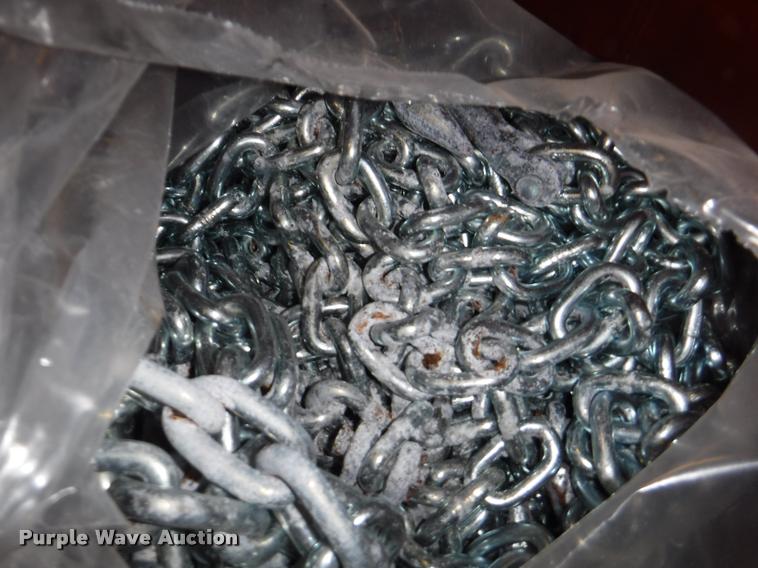 image for item DA2343 (2) skids of chains