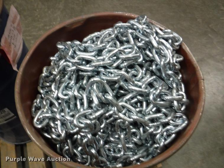 image for item DA2343 (2) skids of chains