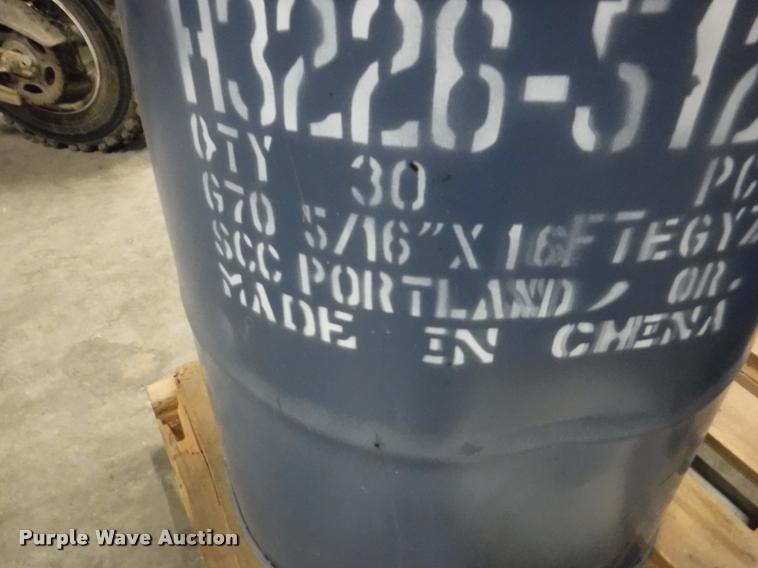 image for item DA2343 (2) skids of chains