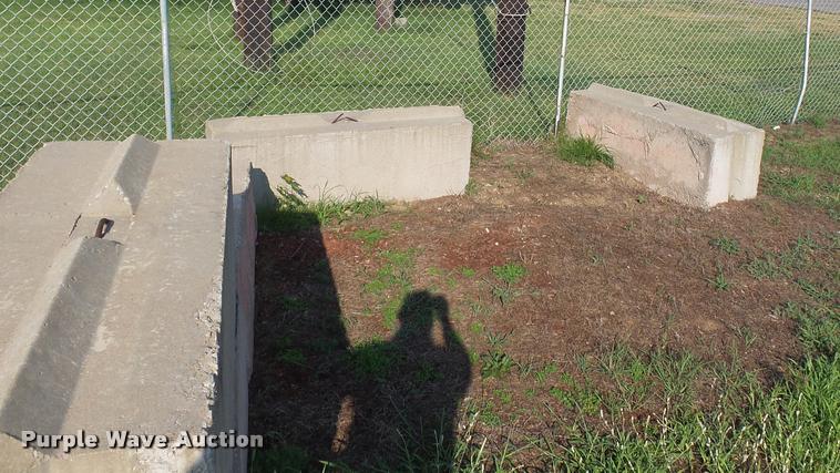 image for item DC6829 (24) bunker blocks