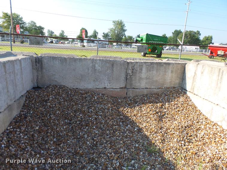 image for item DC6830 (21) bunker blocks