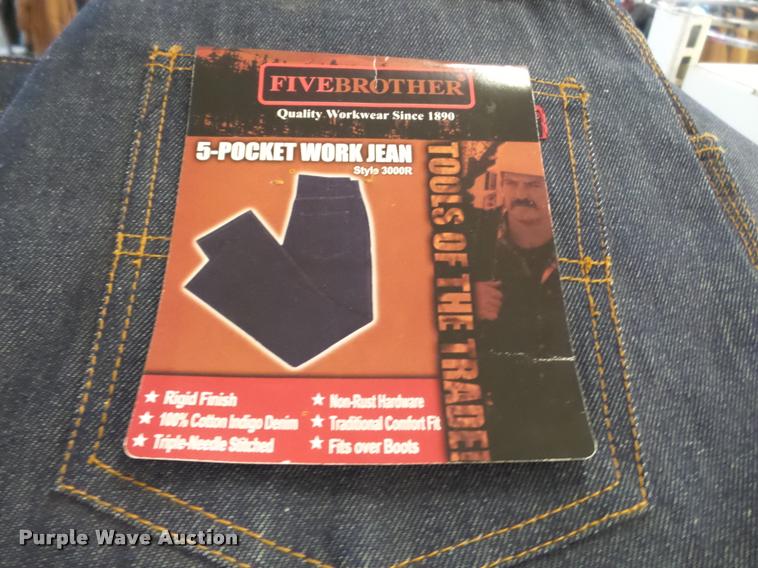 image for item DC6851 Approx 262 pairs of mens jeans, overalls, painters pants and brown duck pants