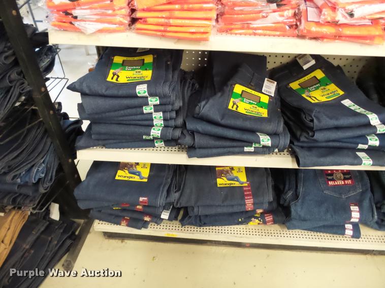 image for item DC6851 Approx 262 pairs of mens jeans, overalls, painters pants and brown duck pants