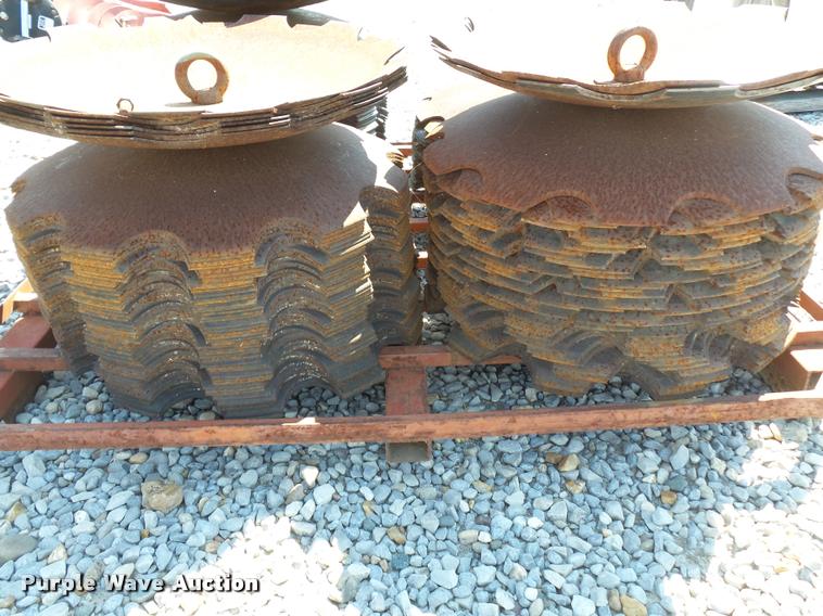 image for item DC6879 Approximately 120 disk blades