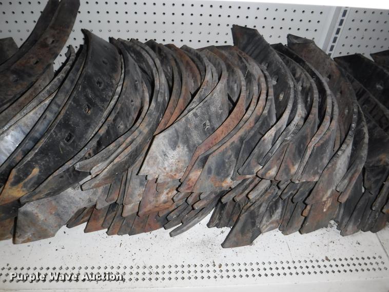 image for item DD0887 Ag equipment parts and hardware