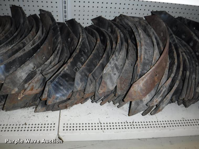 image for item DD0887 Ag equipment parts and hardware