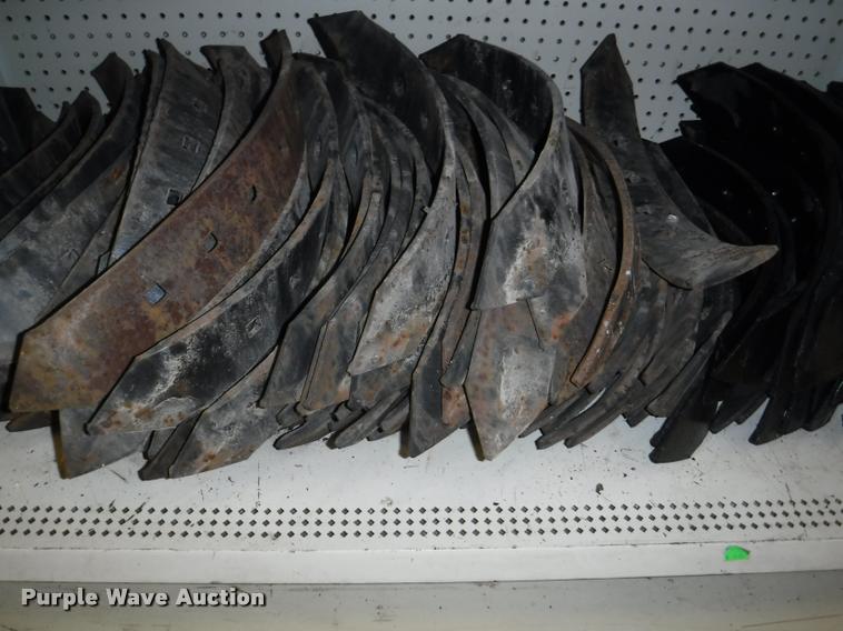 image for item DD0887 Ag equipment parts and hardware