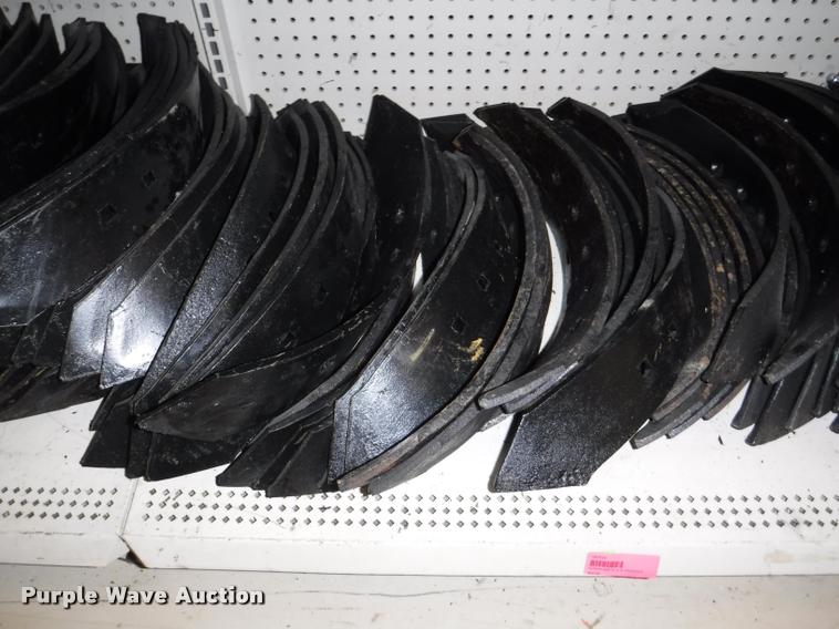 image for item DD0887 Ag equipment parts and hardware