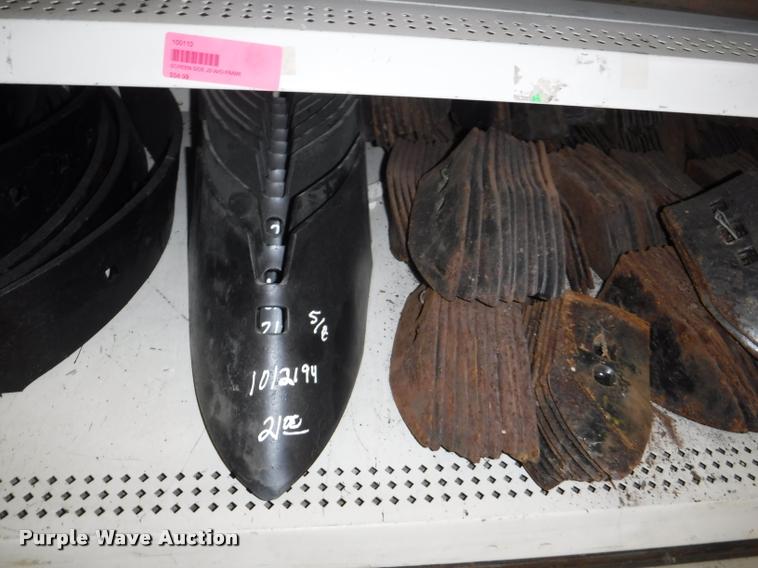 image for item DD0887 Ag equipment parts and hardware