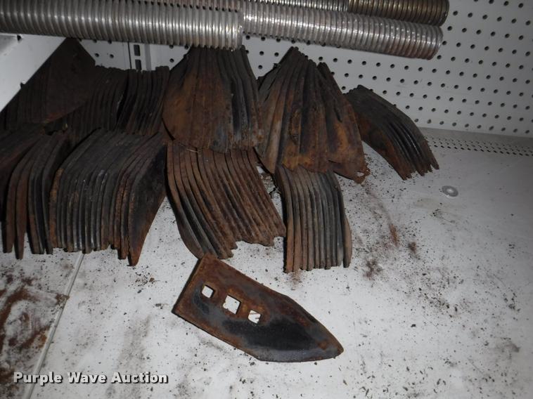 image for item DD0887 Ag equipment parts and hardware