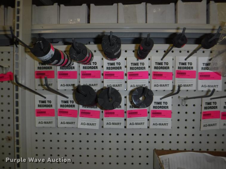 image for item DD0887 Ag equipment parts and hardware