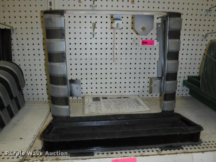 image for item DD0887 Ag equipment parts and hardware