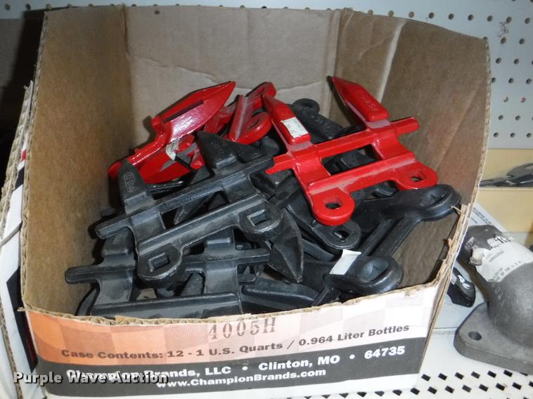 image for item DD0887 Ag equipment parts and hardware